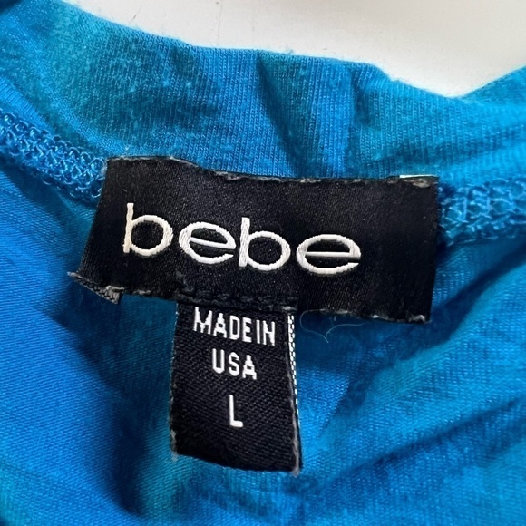 Excellent Condition Bebe Studded Short Sleeve Crew Neck Shirt - Picture 2 of 2